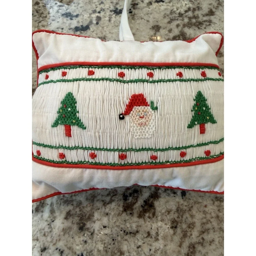 HOUSE OF HATTEN MUSIC BOX MINI PLUSH Christmas Tree PILLOW CHRISTMAS ORNAMENT